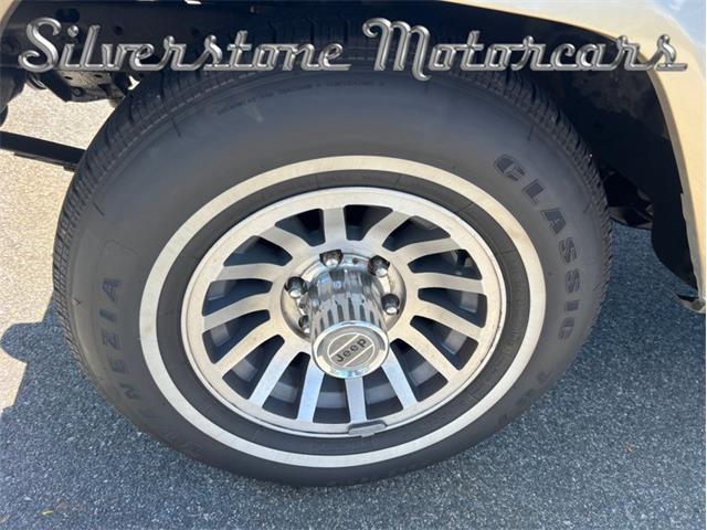 1989 Jeep Grand Wagoneer (CC-1925371) for sale in North Andover, Massachusetts