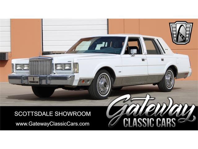 1985 Lincoln Town Car (CC-1925469) for sale in O'Fallon, Illinois