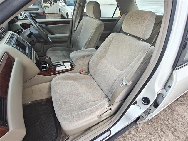 1999 Toyota Crown (CC-1925675) for sale in Houston, Texas