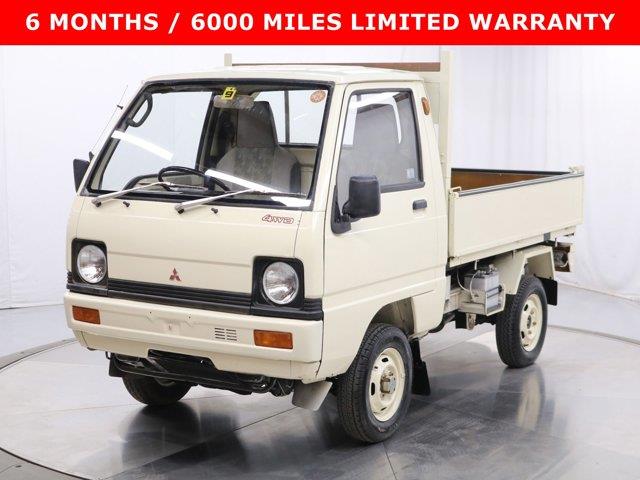 1989 Mitsubishi Minicab (CC-1920621) for sale in Christiansburg, Virginia