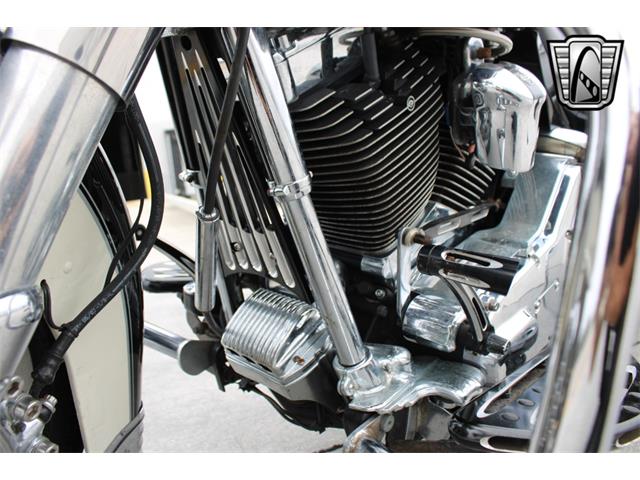 2001 Harley-Davidson Road King (CC-1926353) for sale in O'Fallon, Illinois