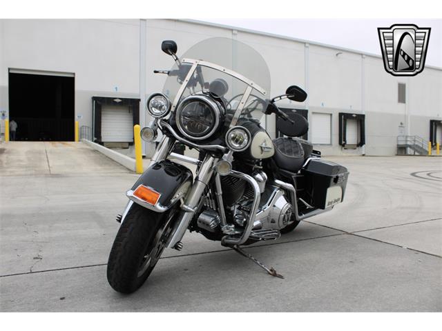 2001 Harley-Davidson Road King (CC-1926353) for sale in O'Fallon, Illinois