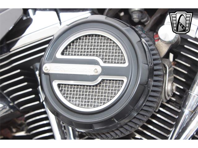 2001 Harley-Davidson Road King (CC-1926353) for sale in O'Fallon, Illinois