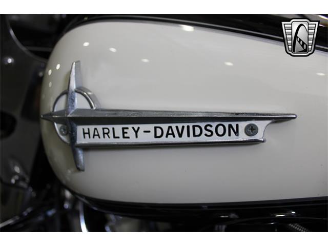 2001 Harley-Davidson Road King (CC-1926353) for sale in O'Fallon, Illinois
