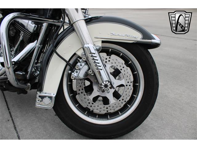 2001 Harley-Davidson Road King (CC-1926353) for sale in O'Fallon, Illinois