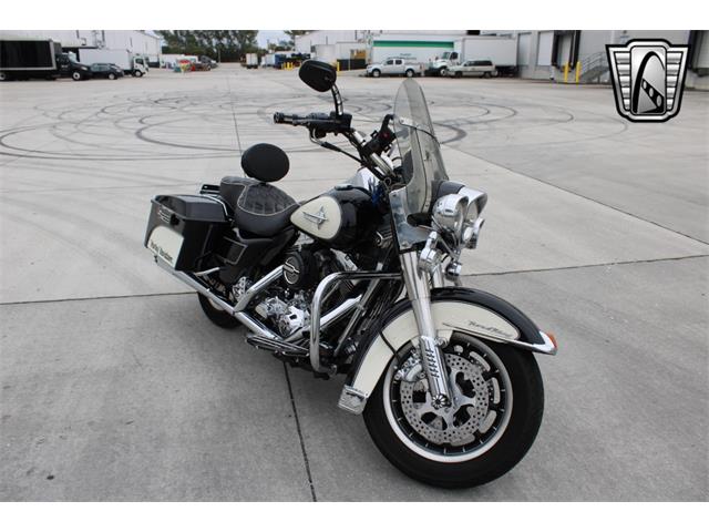 2001 Harley-Davidson Road King (CC-1926353) for sale in O'Fallon, Illinois