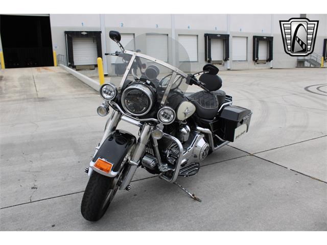 2001 Harley-Davidson Road King (CC-1926353) for sale in O'Fallon, Illinois