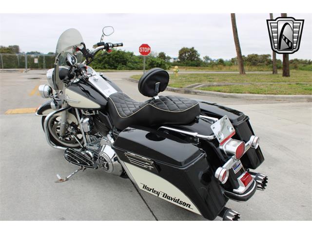 2001 Harley-Davidson Road King (CC-1926353) for sale in O'Fallon, Illinois