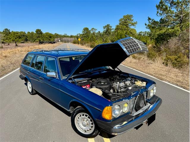 1985 Mercedes-Benz 300TD (CC-1926987) for sale in Greensboro, North Carolina