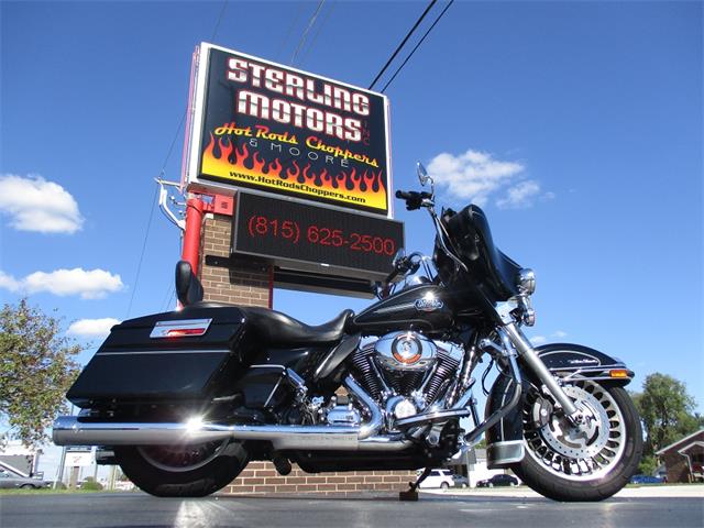 2011 Harley-Davidson Ultra Classic (CC-1929608) for sale in STERLING, Illinois