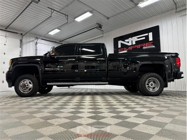2017 GMC 3500 (CC-1931046) for sale in North East, Pennsylvania