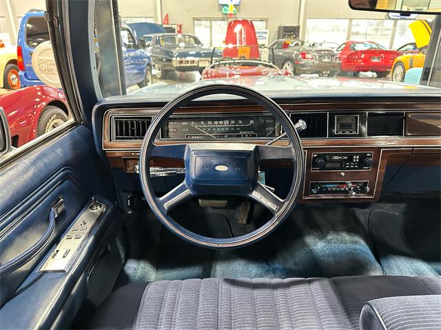 1987 Ford Crown Victoria (CC-1930152) for sale in Salem, Ohio