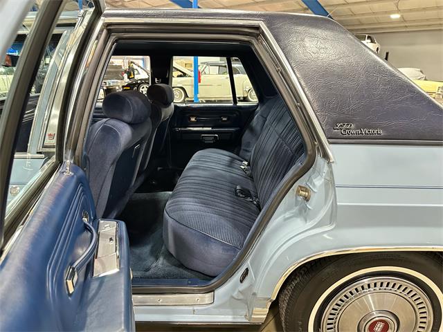 1987 Ford Crown Victoria (CC-1930152) for sale in Salem, Ohio