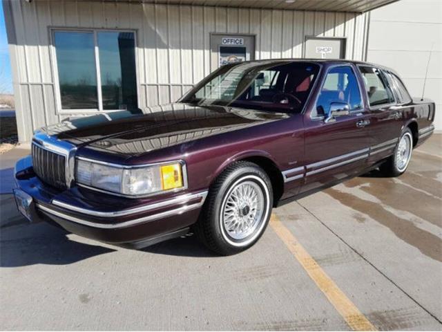 1992 Lincoln Town Car (CC-1932265) for sale in Cadillac, Michigan