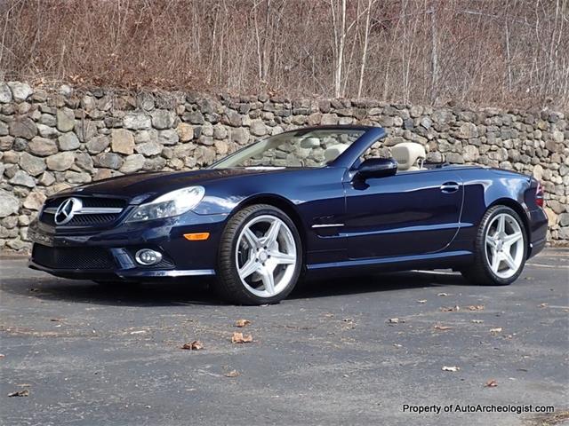 2009 Mercedes-Benz SL550 (CC-1933081) for sale in Naugatuck, Connecticut