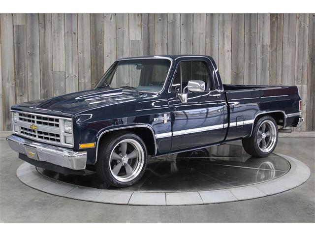 1986 Chevrolet C10 (CC-1933398) for sale in Bettendorf, Iowa