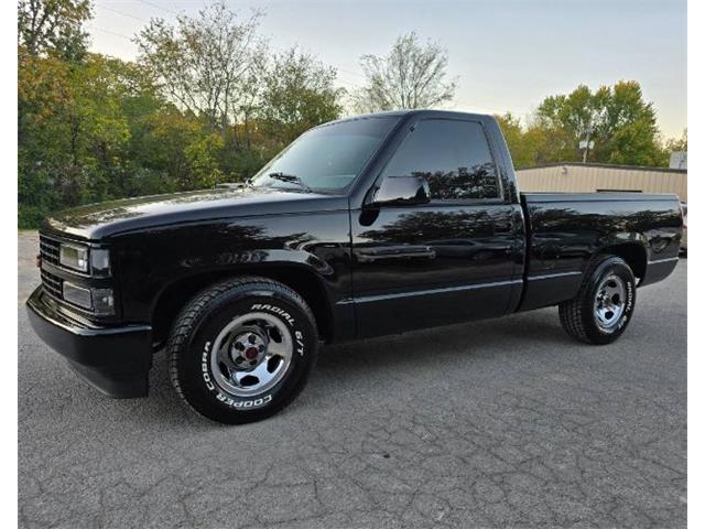 1991 Chevrolet Silverado (CC-1930060) for sale in Cadillac, Michigan