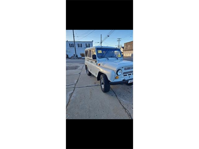 1998 UAZ 469 (CC-1936141) for sale in Ludington, Michigan