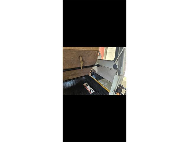 1998 UAZ 469 (CC-1936141) for sale in Ludington, Michigan