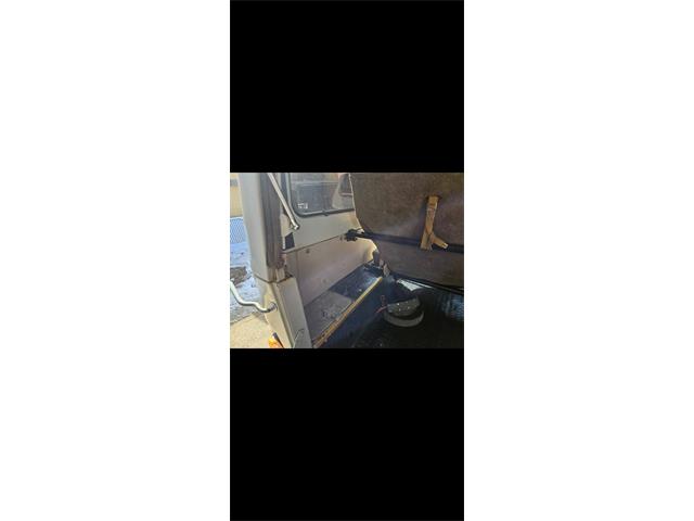 1998 UAZ 469 (CC-1936141) for sale in Ludington, Michigan