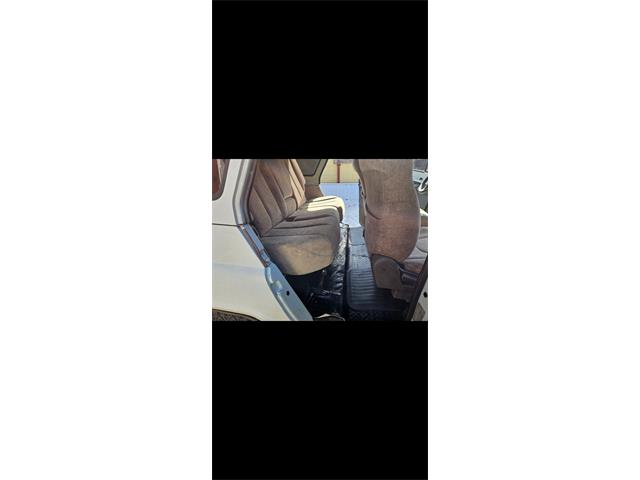 1998 UAZ 469 (CC-1936141) for sale in Ludington, Michigan