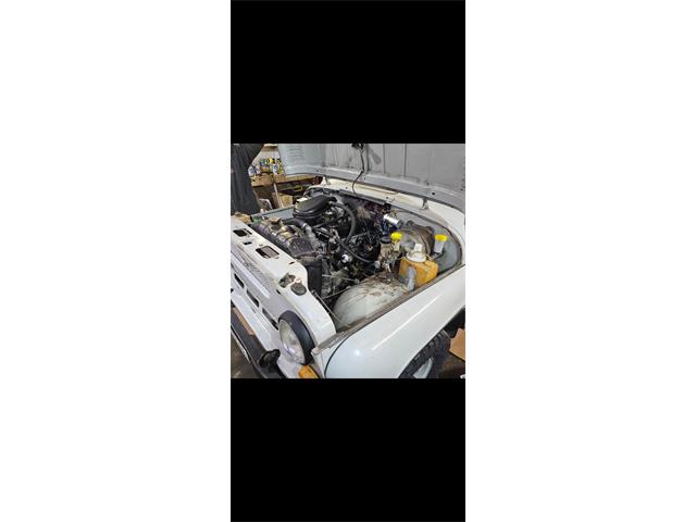 1998 UAZ 469 (CC-1936141) for sale in Ludington, Michigan