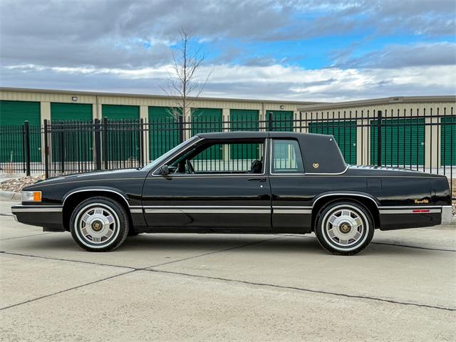 1992 Cadillac DeVille (CC-1936728) for sale in Sioux Falls, South Dakota
