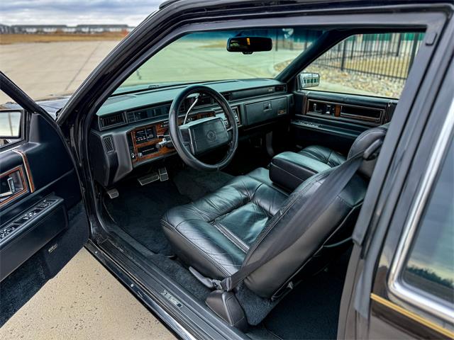 1992 Cadillac DeVille (CC-1936728) for sale in Sioux Falls, South Dakota