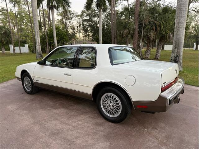 1986 Oldsmobile Toronado (CC-1930677) for sale in Punta Gorda, Florida