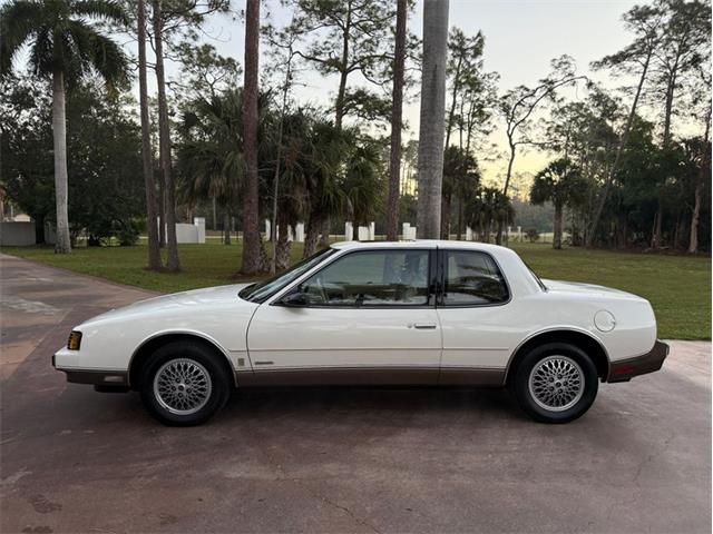 1986 Oldsmobile Toronado (CC-1930677) for sale in Punta Gorda, Florida