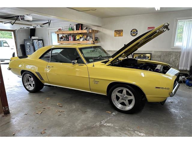 1969 Chevrolet Camaro SS (CC-1937516) for sale in Hingham, Massachusetts