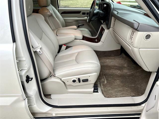 2003 Cadillac Escalade (CC-1937639) for sale in Arlington Heights, Illinois