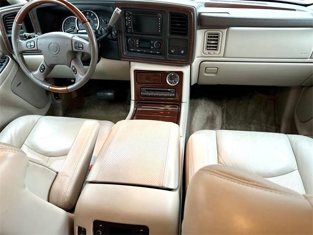 2003 Cadillac Escalade (CC-1937639) for sale in Arlington Heights, Illinois