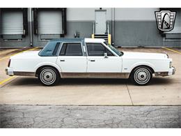 1985 Lincoln Town Car (CC-1941071) for sale in O'Fallon, Illinois