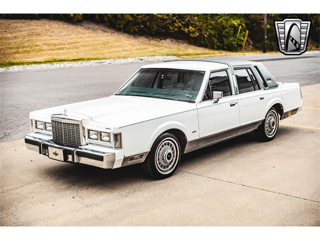 1985 Lincoln Town Car (CC-1941071) for sale in O'Fallon, Illinois