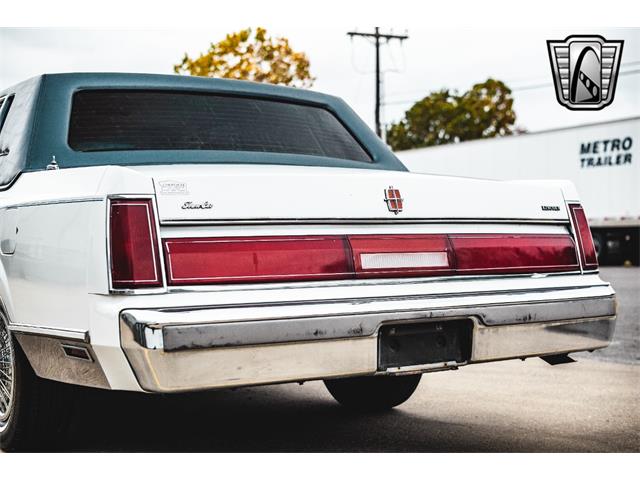 1985 Lincoln Town Car (CC-1941071) for sale in O'Fallon, Illinois