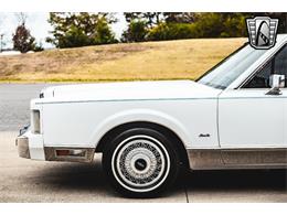 1985 Lincoln Town Car (CC-1941071) for sale in O'Fallon, Illinois