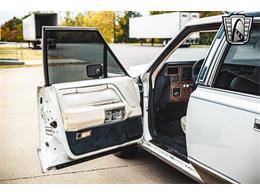 1985 Lincoln Town Car (CC-1941071) for sale in O'Fallon, Illinois