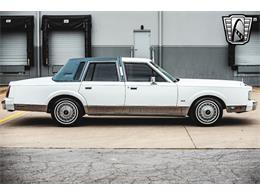 1985 Lincoln Town Car (CC-1941071) for sale in O'Fallon, Illinois
