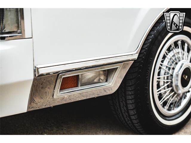 1985 Lincoln Town Car (CC-1941071) for sale in O'Fallon, Illinois