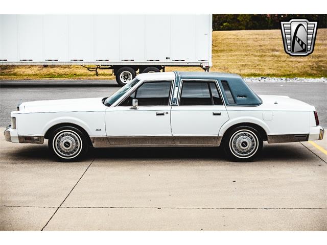 1985 Lincoln Town Car (CC-1941071) for sale in O'Fallon, Illinois