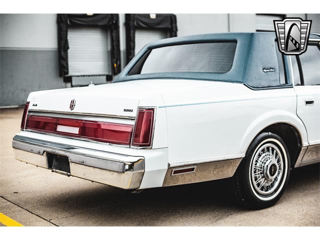 1985 Lincoln Town Car (CC-1941071) for sale in O'Fallon, Illinois