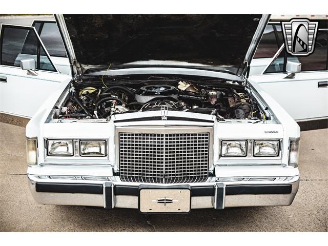 1985 Lincoln Town Car (CC-1941071) for sale in O'Fallon, Illinois