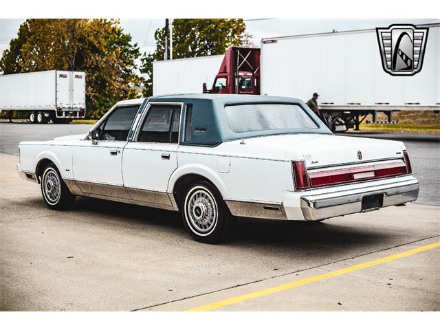 1985 Lincoln Town Car (CC-1941071) for sale in O'Fallon, Illinois