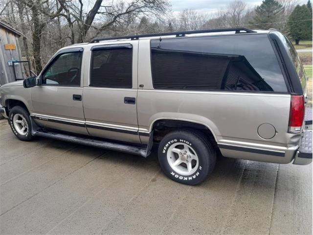 1999 Chevrolet Suburban (CC-1942900) for sale in Carlisle, Pennsylvania