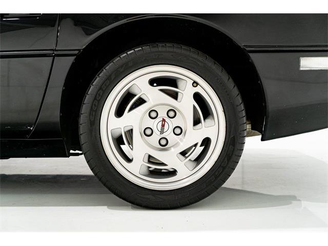 1990 Chevrolet Corvette (CC-1943245) for sale in Montreal, Quebec