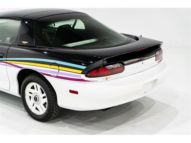 1993 Chevrolet Camaro Z28 (CC-1943262) for sale in Montreal, Quebec
