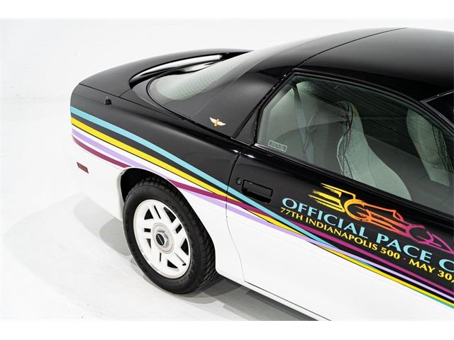 1993 Chevrolet Camaro Z28 (CC-1943262) for sale in Montreal, Quebec