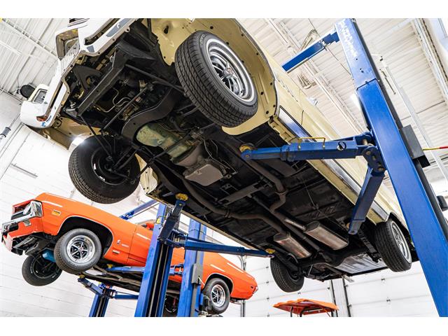 1968 Chrysler 300 (CC-1943268) for sale in Montreal, Quebec