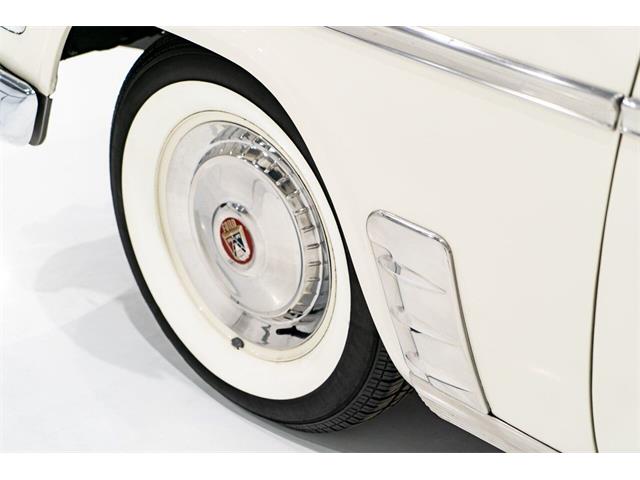 1954 Ford Crestline (CC-1943298) for sale in Montreal, Quebec